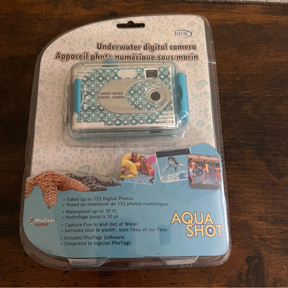 DIGITAL CONCEPT Aqua Shot Underwater Digital Camera NIB